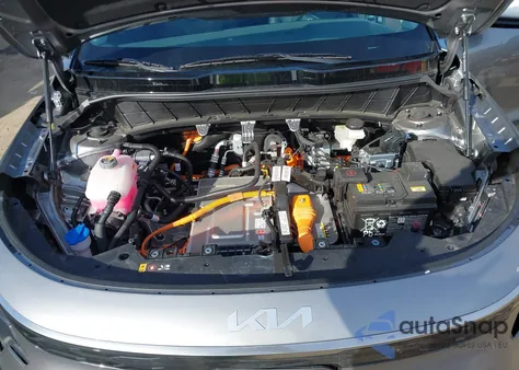 2025 Kia Niro Ev Wind from USA, damaged, VIN KNDCR3L19S5142572